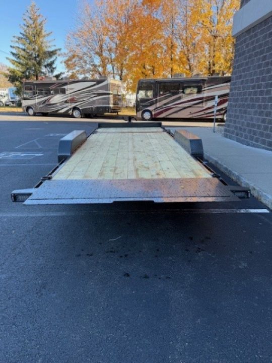 New 2027 MAXX-D G6X8320 Tilt Trailer