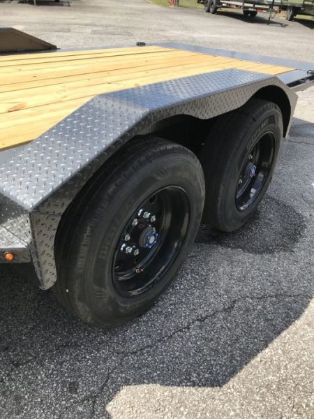 New 2027 Diamond C Trailers 82x22 HDT 208 Pacesetter Equipment Trailer