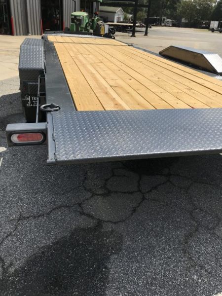 New 2027 Diamond C Trailers 82x22 HDT 208 Pacesetter Equipment Trailer
