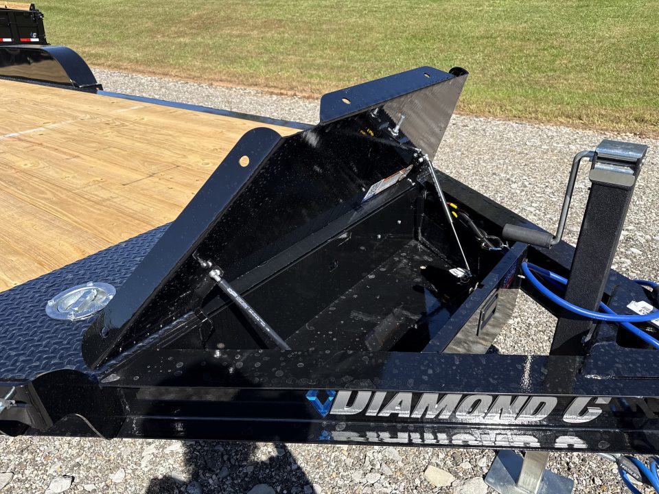 New 2027 Diamond C Trailers GTF 206 22X83 Car Hauler