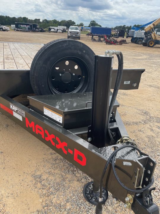 Consignment 2026 MAXX-D T8B/T8X Tilt CONSIGNMENT TRAILER