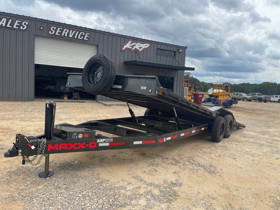 Consignment 2026 MAXX-D T8B/T8X Tilt CONSIGNMENT TRAILER