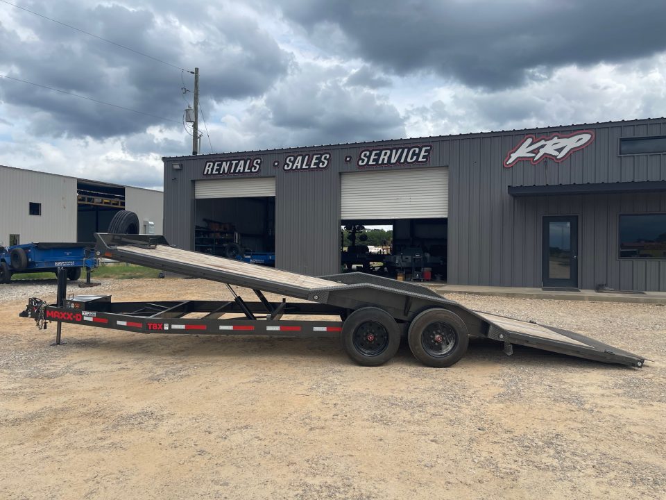 Consignment 2026 MAXX-D T8B/T8X Tilt CONSIGNMENT TRAILER
