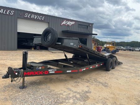 Consignment 2026 MAXX-D T8B/T8X Tilt CONSIGNMENT TRAILER