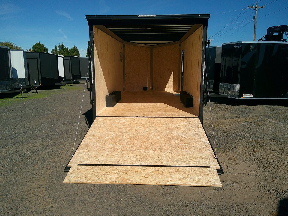 2027 Formula Trailers photo 5