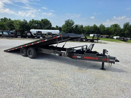 Used 2025 MAXX-D 102X22 TANDEM 16K FULL TILT W/ WINCH PLATE & WIRELESS REMOTE Tilt Trailer