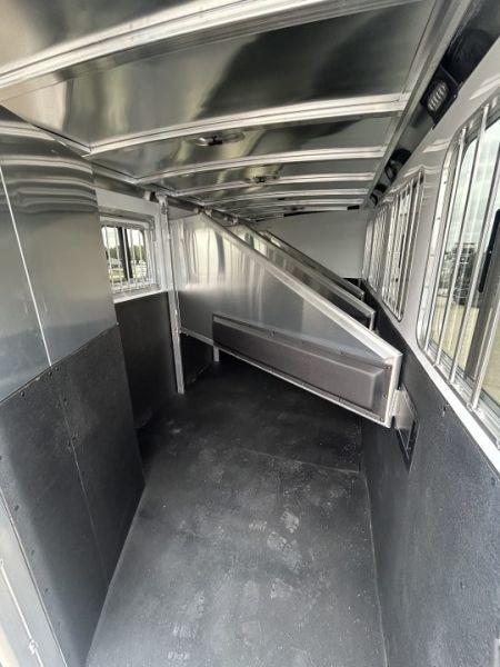 New 2027 Exiss Trailers 7400 4 Horse GN Horse Trailer
