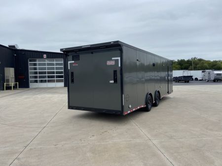 New United Trailers PREM-8.528 Racing Trailer