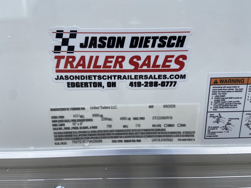 New United UXT-8.516 Cargo Enclosed Trailer