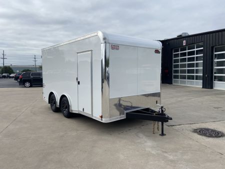 New United UXT-8.516 Cargo Enclosed Trailer