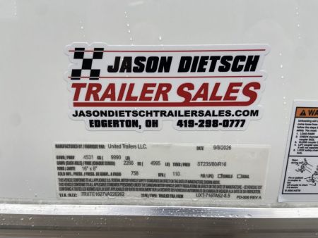 New United Trailers UXT-716 Cargo Enclosed Trailer