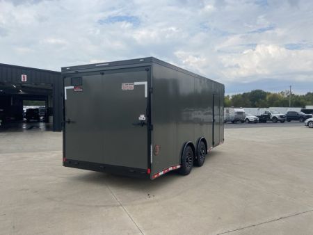 New United Trailers UXT-8.520 Cargo Enclosed Trailer