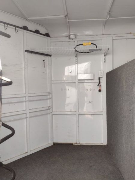 Used 2002 Logan Coach 3 Horse Trailer