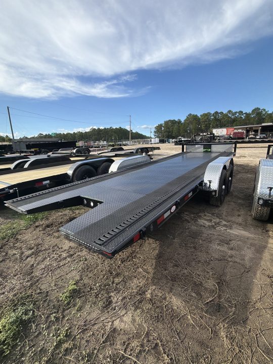 New 2027 Traxx 10K 22' Hydraulic Power Tilt Carhauler W/ 9.5K Winch Setup