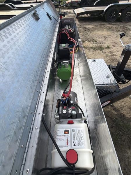 New 2027 Traxx 10K 22' Hydraulic Power Tilt Carhauler W/ 9.5K Winch Setup