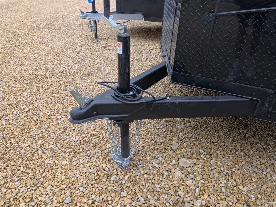 2027 Formula Trailers photo 2