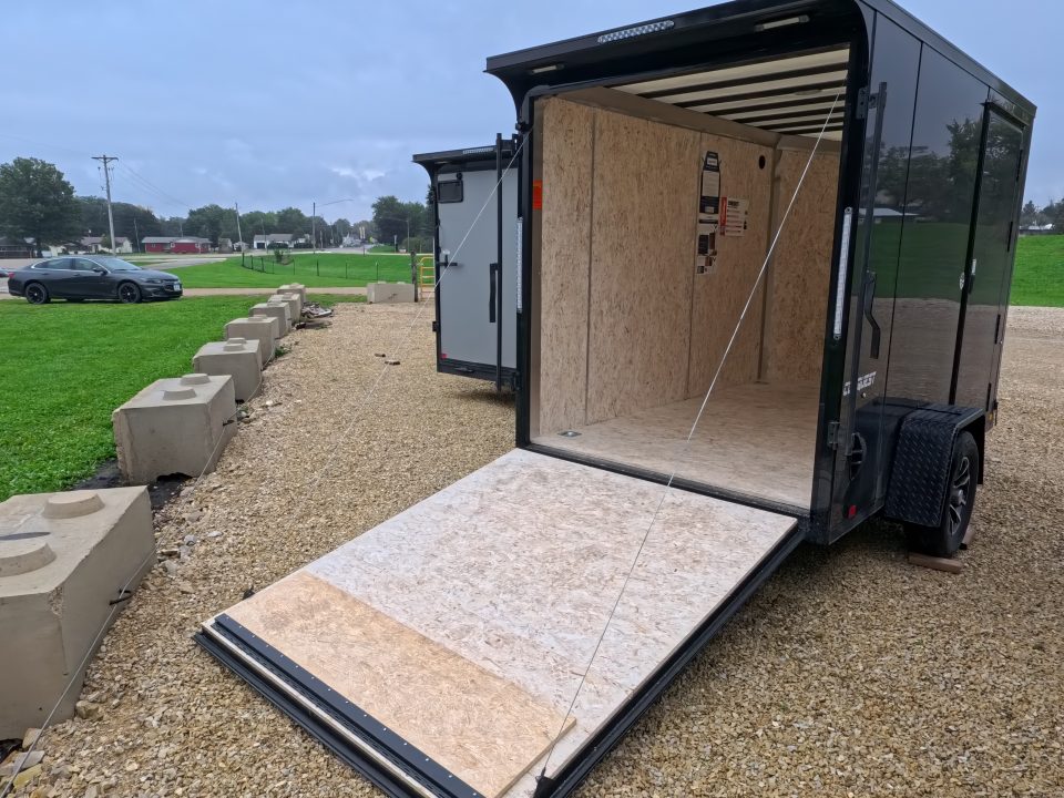 2027 Formula Trailers photo 8