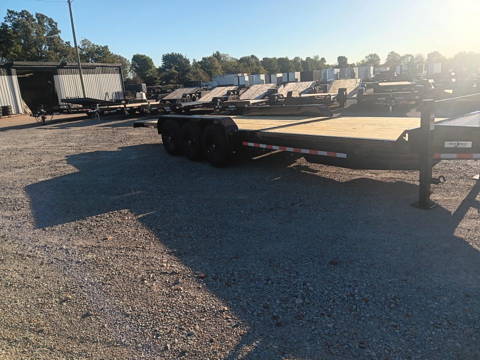 New Delta 37TB-24 84x24 Triple Axle Tilt Equipment Trailer (24.5K)
