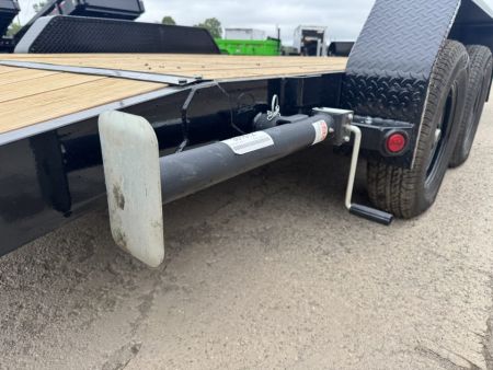 New 2026 Load Trail 83x18 Tandem Axle 7k Car Hauler