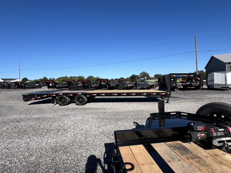 New 2026 Load Trail Gooseneck Flatbed Trailer | 102" x 32' 25.9K GVWR