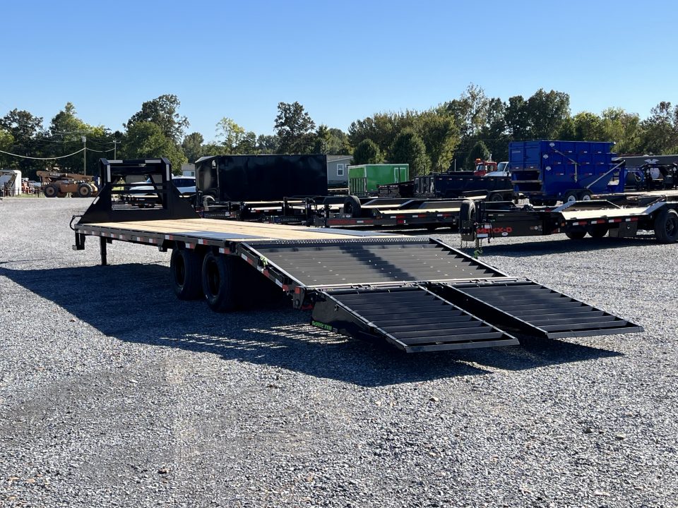 New 2026 Load Trail Gooseneck Flatbed Trailer | 102" x 32' 25.9K GVWR