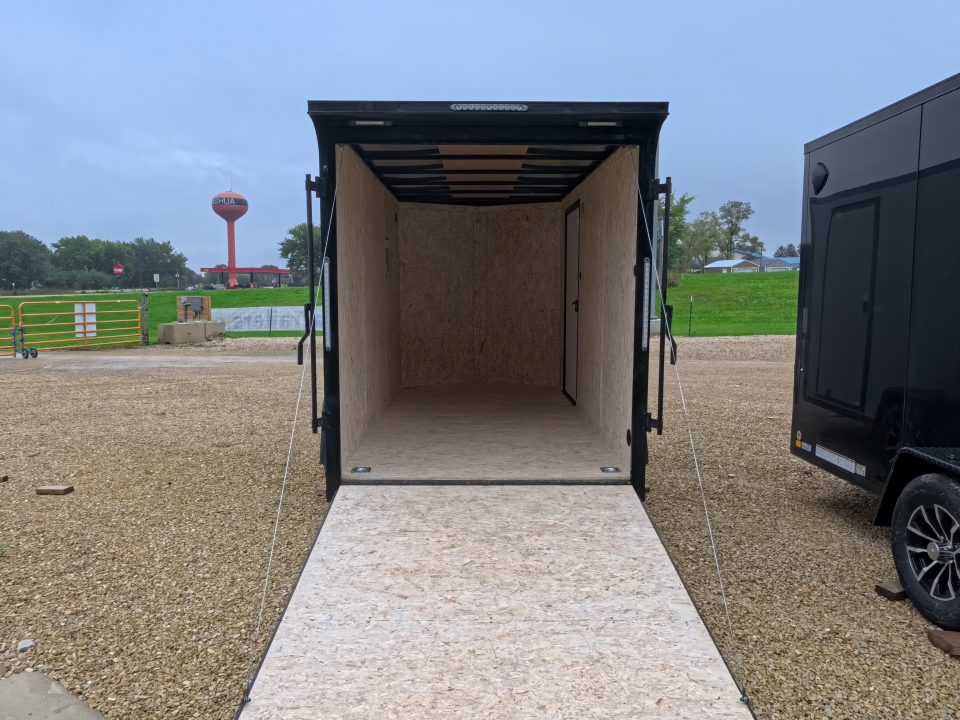 2027 Formula Trailers photo 7