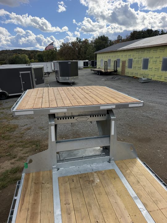 New 2027 Triumph Trailers GHDGF3-TA102X30+5-12K Gooseneck Bodies