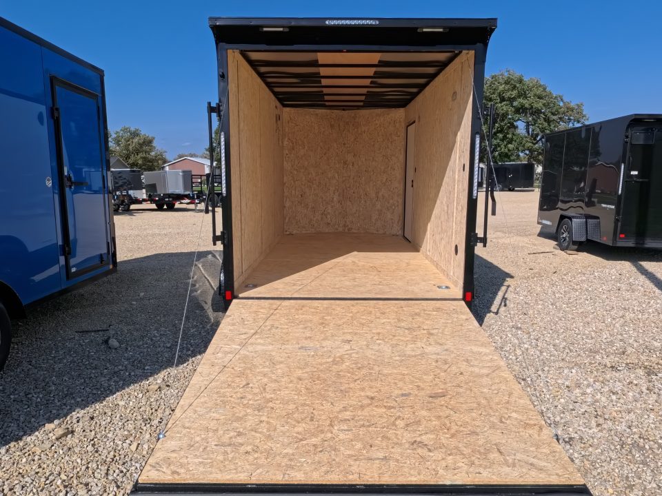 2027 Formula Trailers photo 6