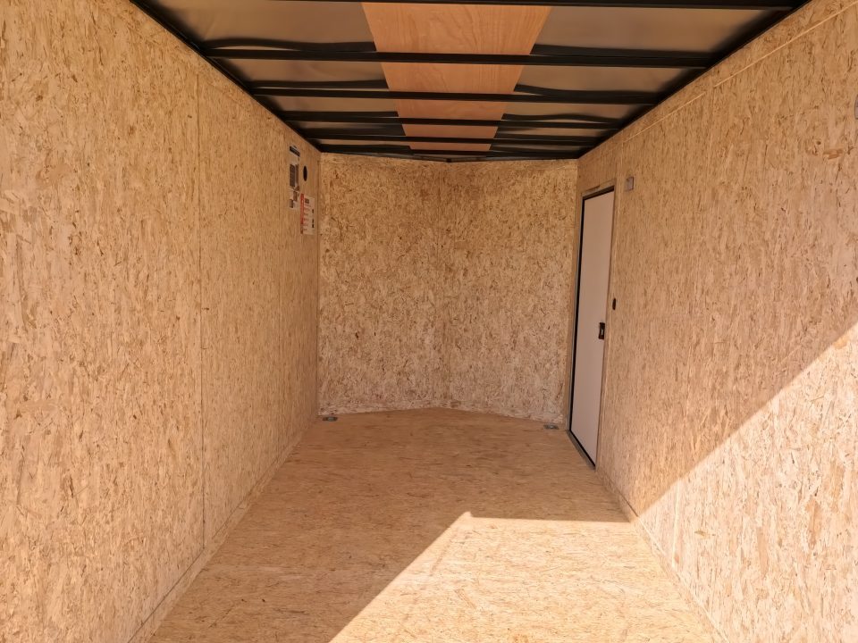 2027 Formula Trailers photo 7