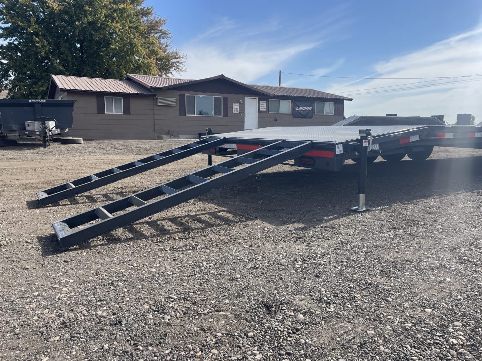 New 2027 Lamar 8.5x36 21k Equipment Trailer