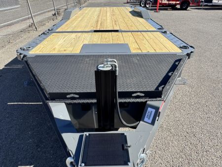 New 2027 Diamond C HXD 102"x22' - 23K Equipment Tilt Trailer
