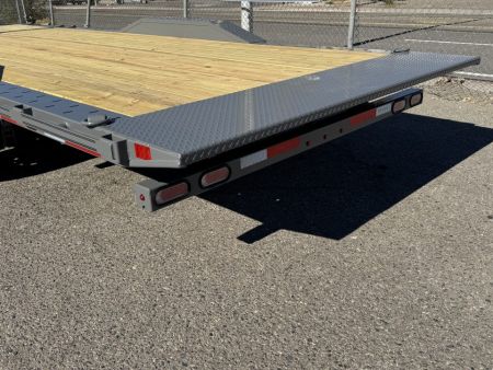 New 2027 Diamond C HXD 102"x22' - 23K Equipment Tilt Trailer