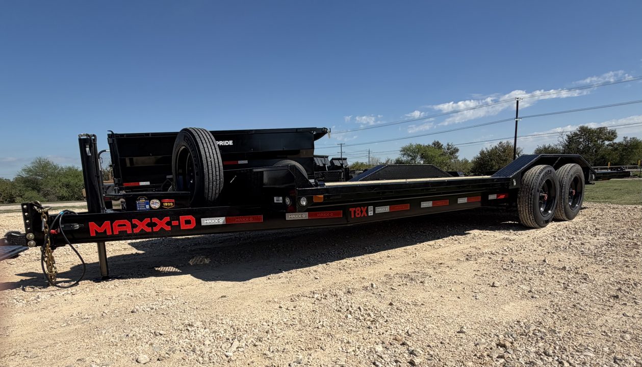 New 2027 MAXX-D T8X10224-9857 Tilt Trailer