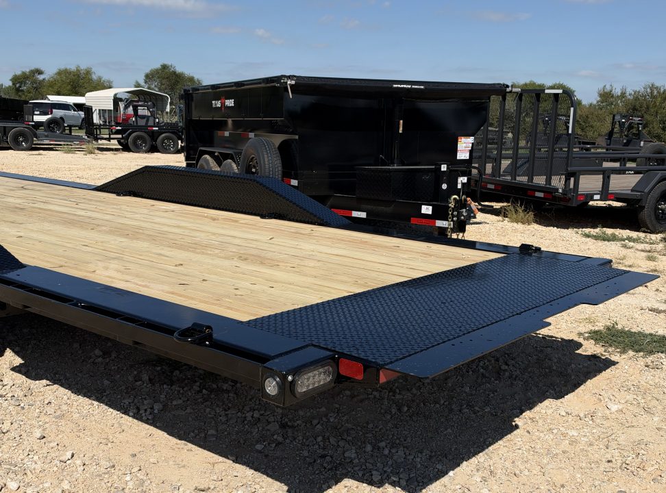 New 2027 MAXX-D T8X10224-9857 Tilt Trailer
