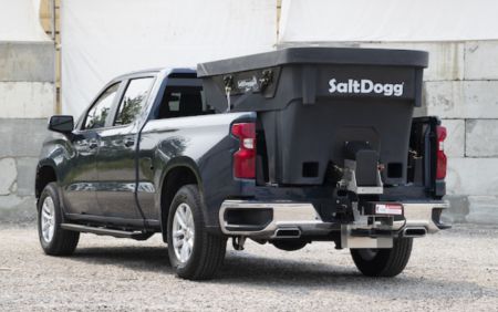 New SALTDOGG 1.5cy w/std chute SHPE1500 Electric Hopper Spreader with Auger Salt Spreader**Includes Installation