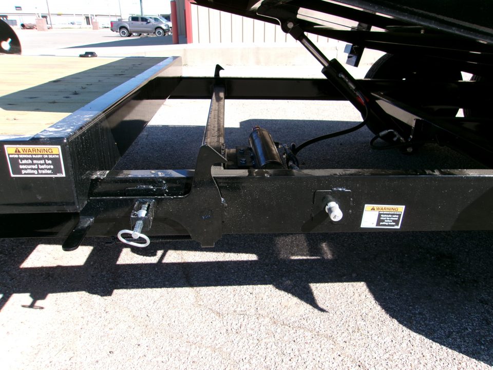 New 2027 Load Trail 83x20 Split Tilt 14k