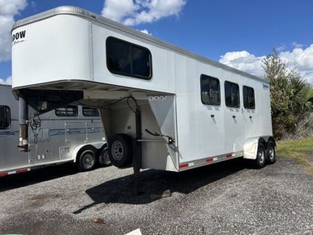 Used 2018 Shadow 3-Horse Gooseneck Trailer – White Tandem Axle Live Animal Trailer Front Tack/Dressing Room Rubber Floor Mats Escape Door