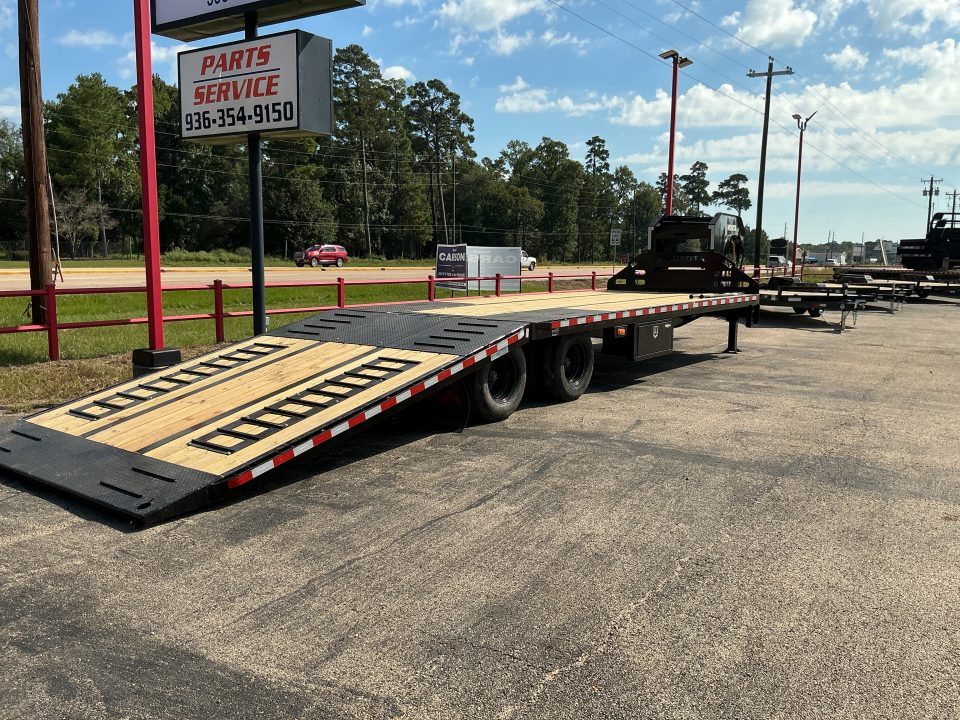 New 102 X 32 (20+12) FB Hydraulic Tail Goosneck Dual Hydraulic Tongue Jacks Traction Strips  Underbody Tool Box