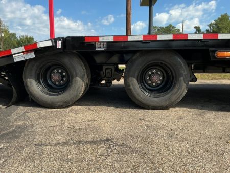 New 102 X 32 (20+12) FB Hydraulic Tail Goosneck Dual Hydraulic Tongue Jacks Traction Strips  Underbody Tool Box