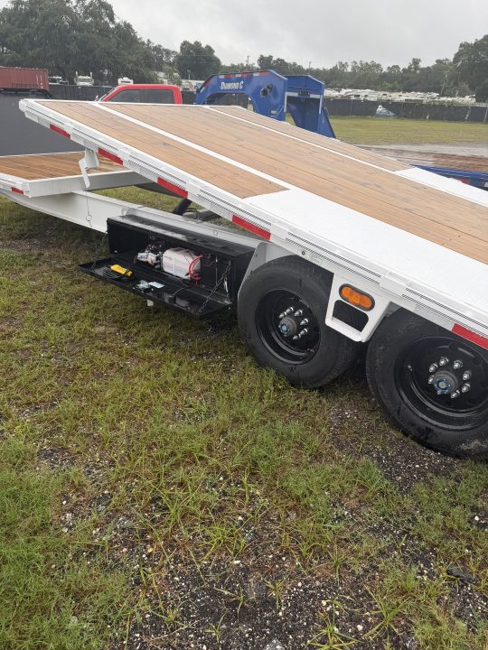 New 2027 Diamond C DET210 Tilt Trailer; Electric/Hydro Powered; 6’ Stationary/20’ Tilt; ABS Brakes