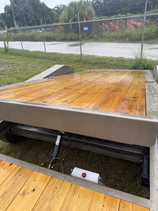 New 2027 Diamond C HDT307 Equipment Trailer; 24’X82”; HYD Dampened Tilt (Gravity); Pacesetter Edition