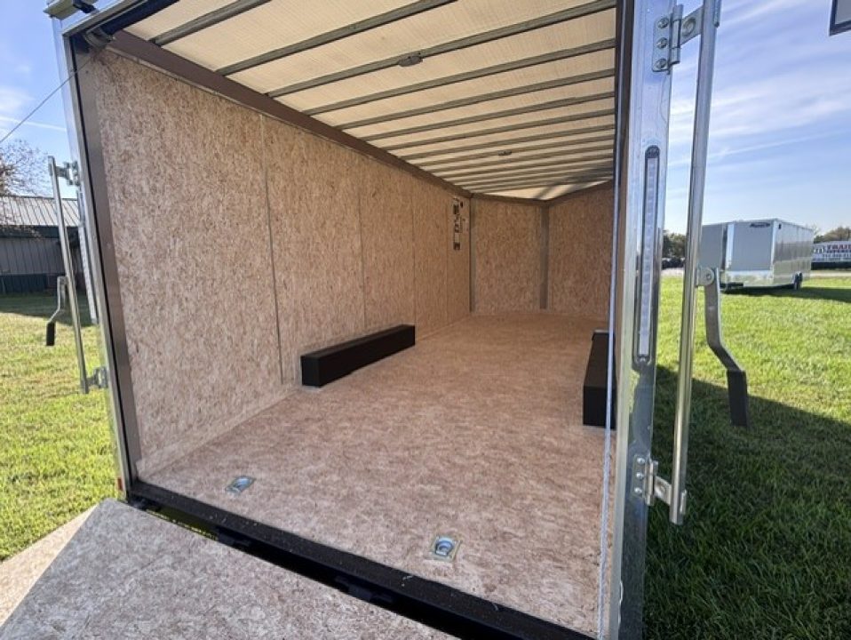 2027 Formula Trailers photo 4