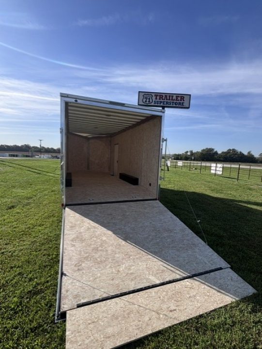 2027 Formula Trailers photo 5