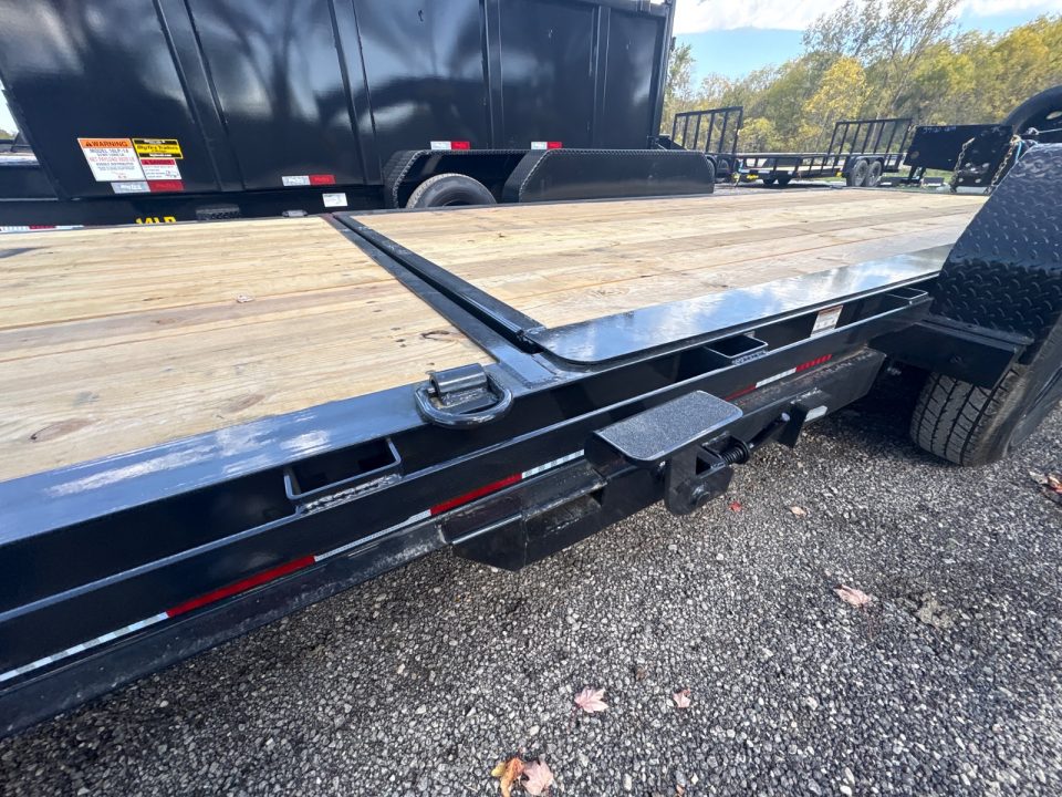 2027 Big Tex 24FT photo 3