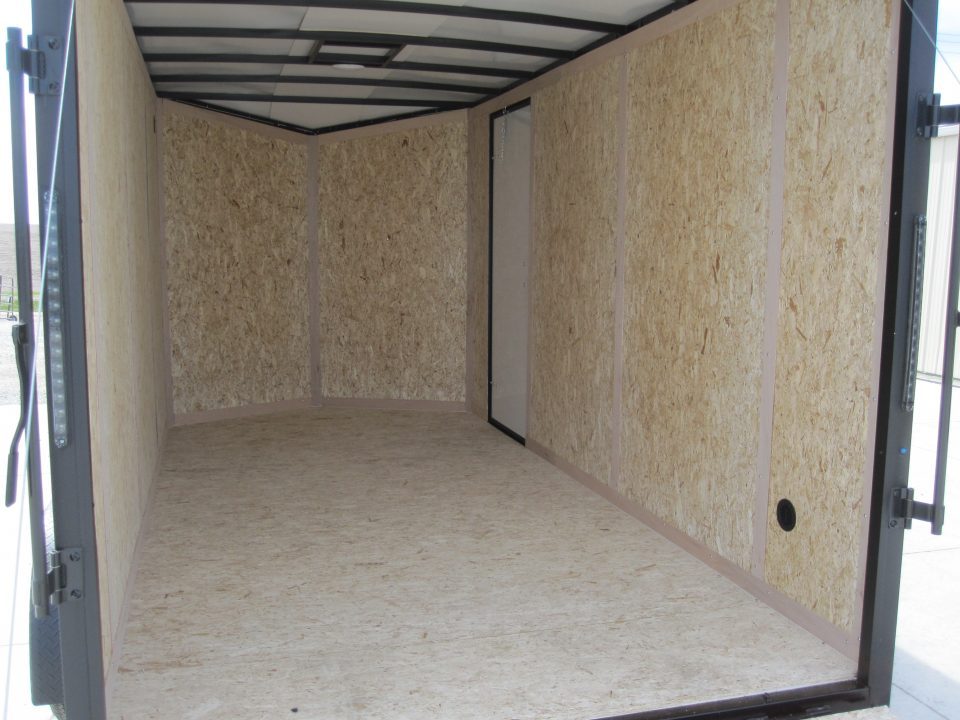 2027 Discovery photo 8