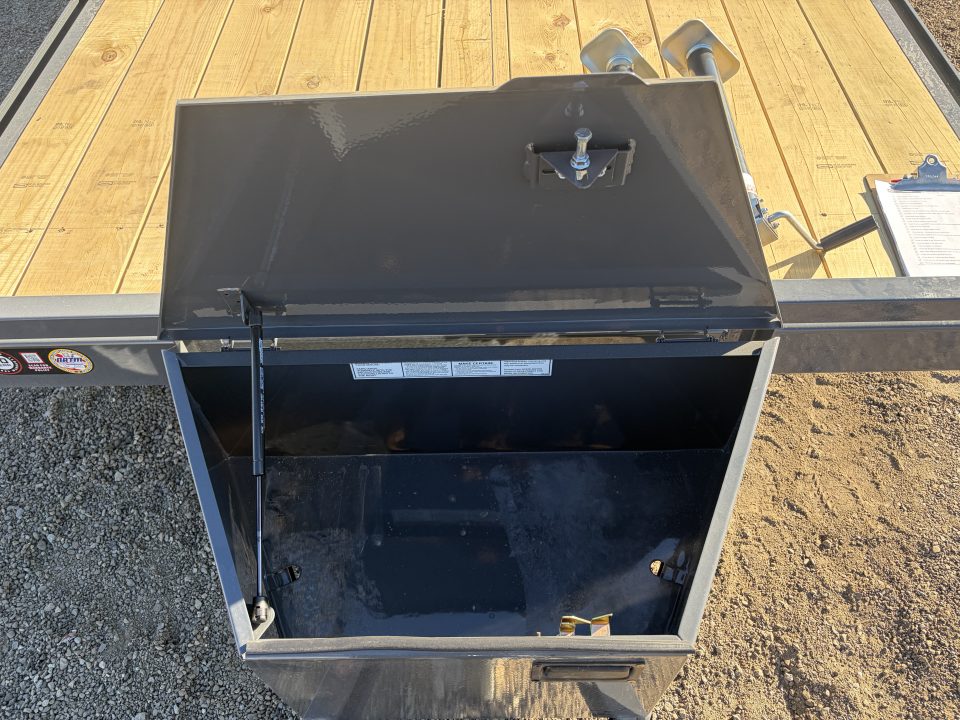 New 2027 Lamar 7x20 10k Car Hauler