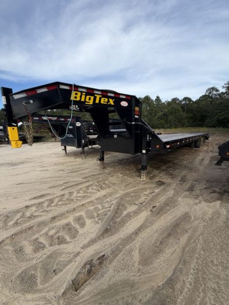 Used 2026 Big Tex Trailers 35' Gooseneck Deckover Trailer W/ Mega Ramps