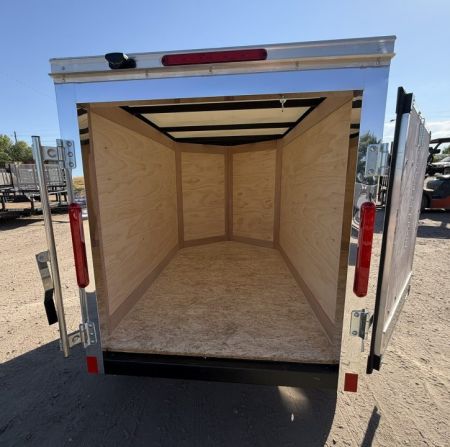 New 2027 Cross Trailers 4-6-1V Enclosed Barn Door 2K GVWR