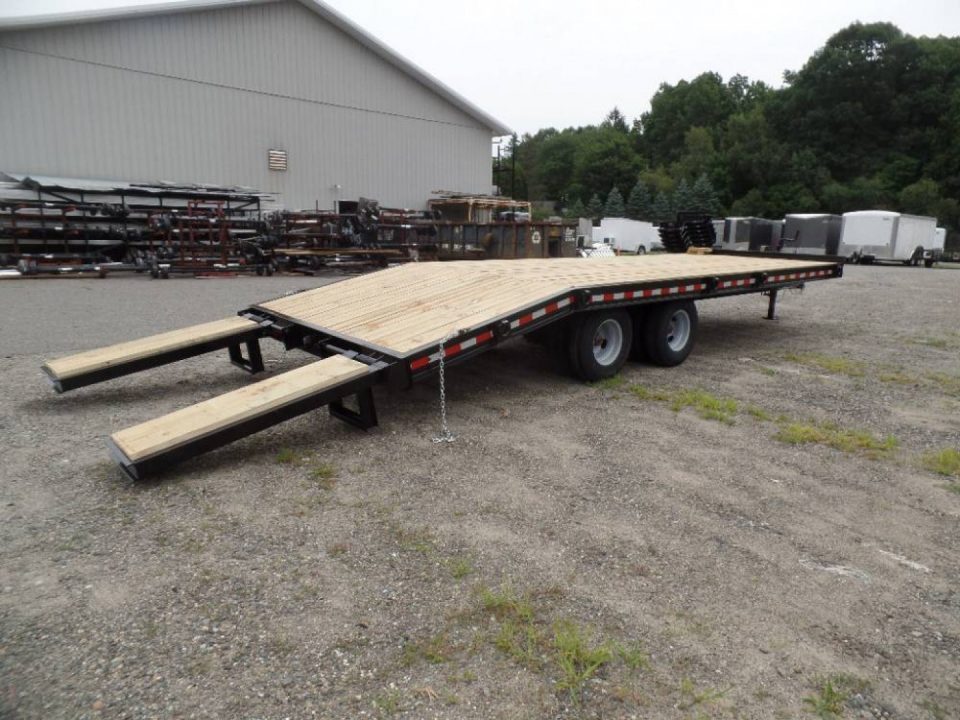 New 2027 Green 12 TON PAYLOAD DECK OVER EQUIPMENT TRAILER, In Stock #489004 Equipment Trailer