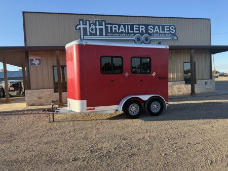 Used 2014 Shadow 2H BP Horse Trailer